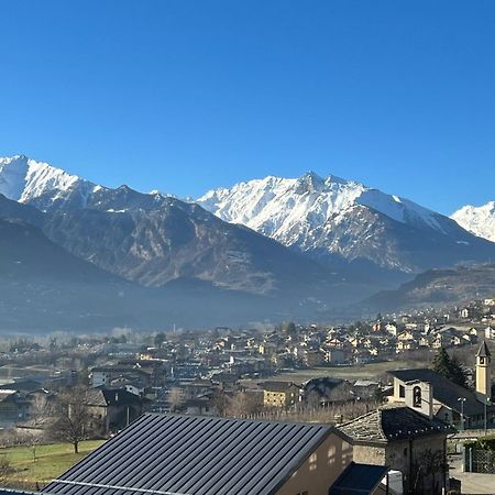アオスタBeau Soleilアパートメント エクステリア 写真